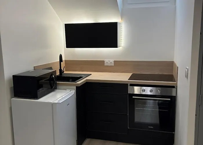 Renove En Centre-ville Avec Terrasse דירה *