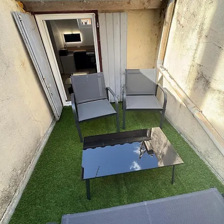 Renove En Centre-ville Avec Terrasse