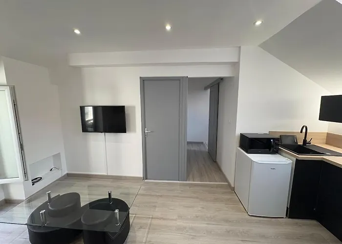 Апартаменты Renove En Centre-ville Avec Terrasse