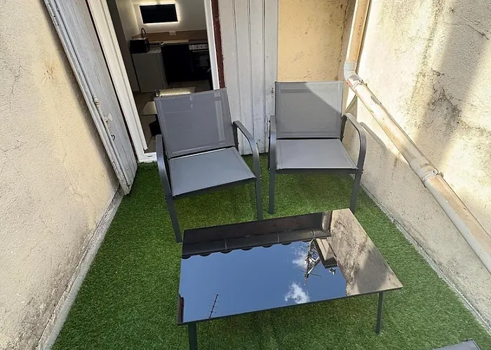 Renove En Centre-ville Avec Terrasse